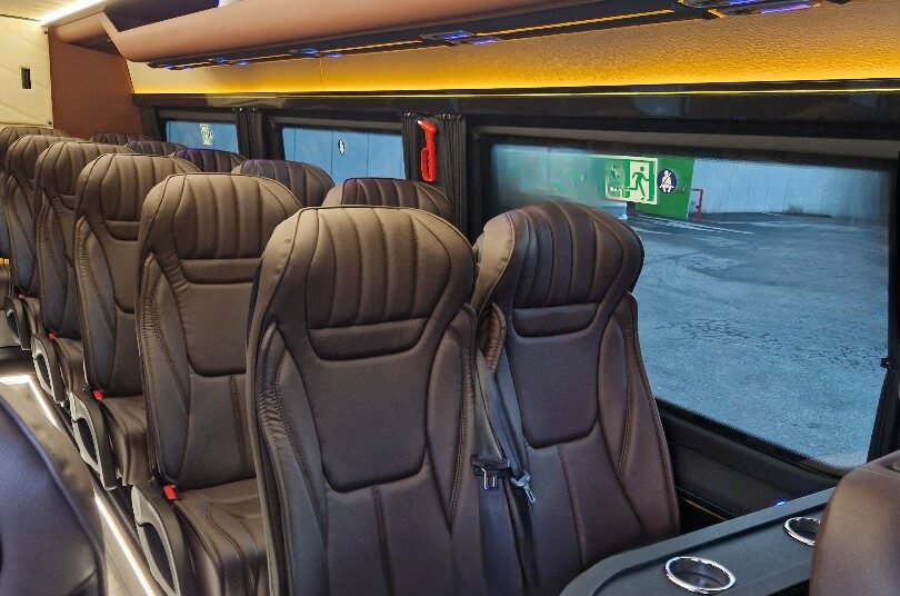 Minibus rental Lugano